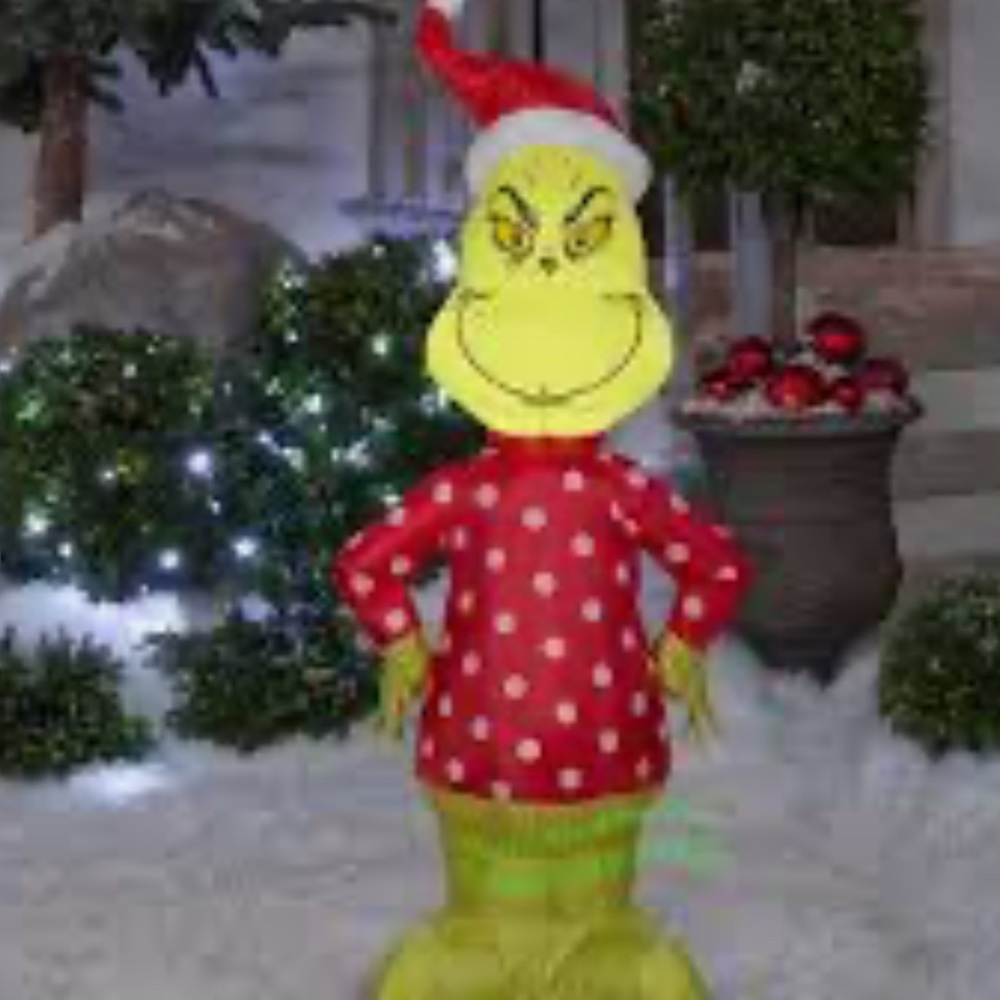 Pre-lit LED Grinch Inflatable - Picture 2 of 6